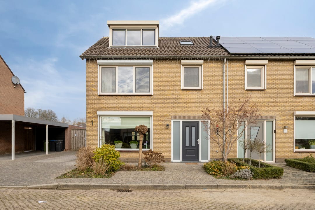 Photo 1 of Moormanstraat 8