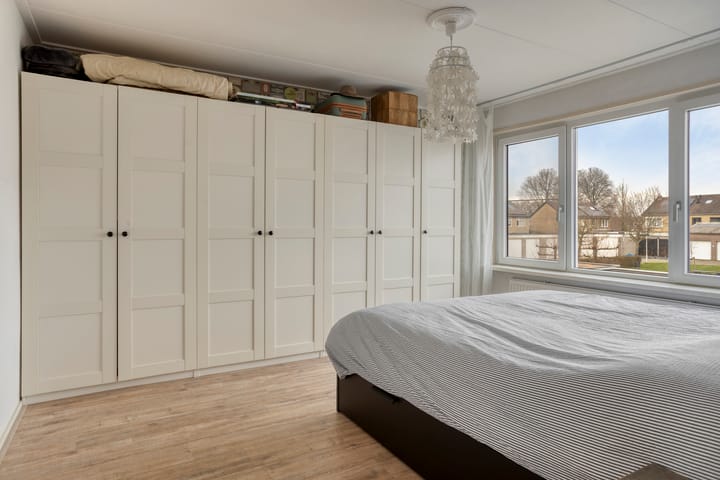 Photo 19 of Moormanstraat 8