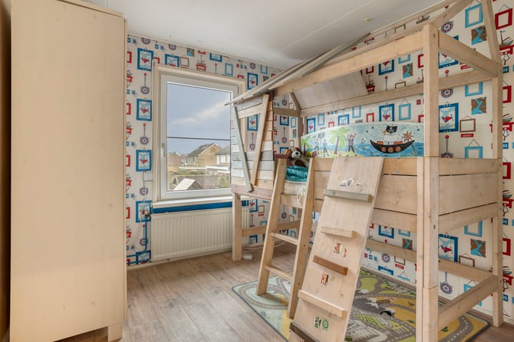 Photo 26 of Moormanstraat 8