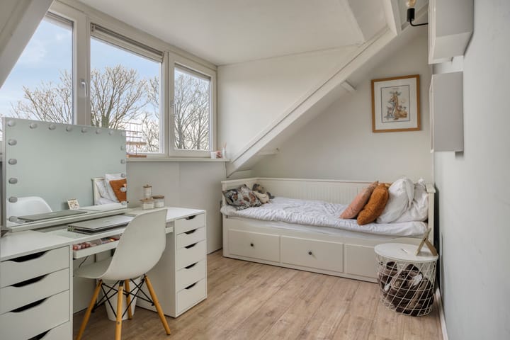 Photo 32 of Moormanstraat 8