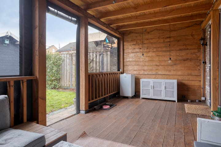 Photo 36 of Moormanstraat 8