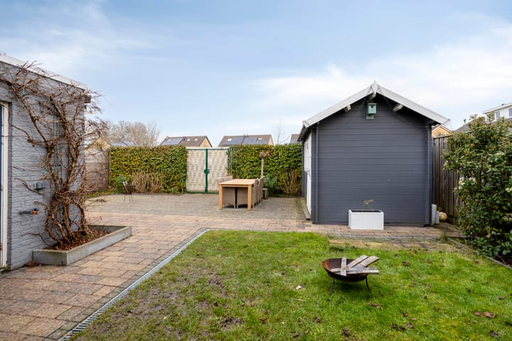 Photo 37 of Moormanstraat 8