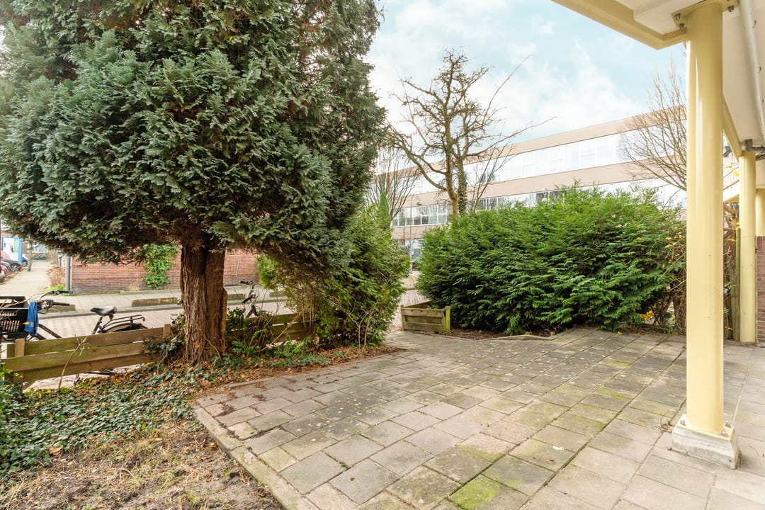 Foto 11 van Johannes van der Waalsstraat 4-H