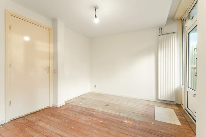 Foto 14 van Johannes van der Waalsstraat 4-H