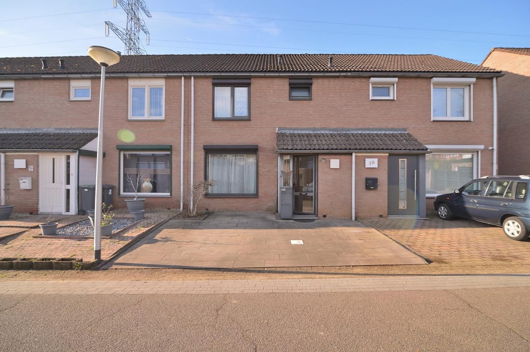 Photo 1 of Eemstraat 11