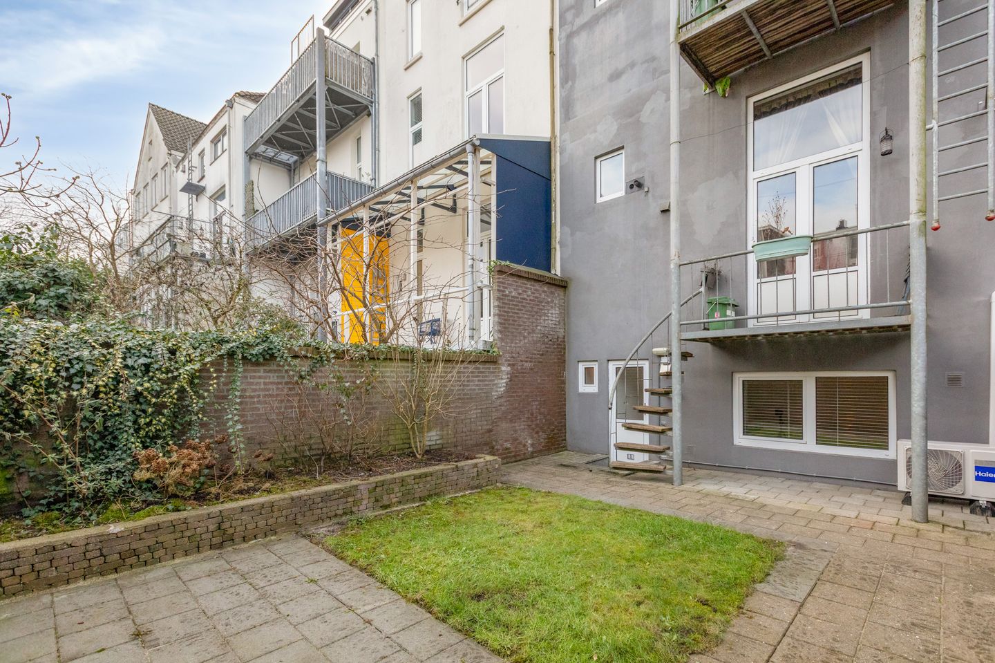 Foto 25 van Emmastraat 11-A