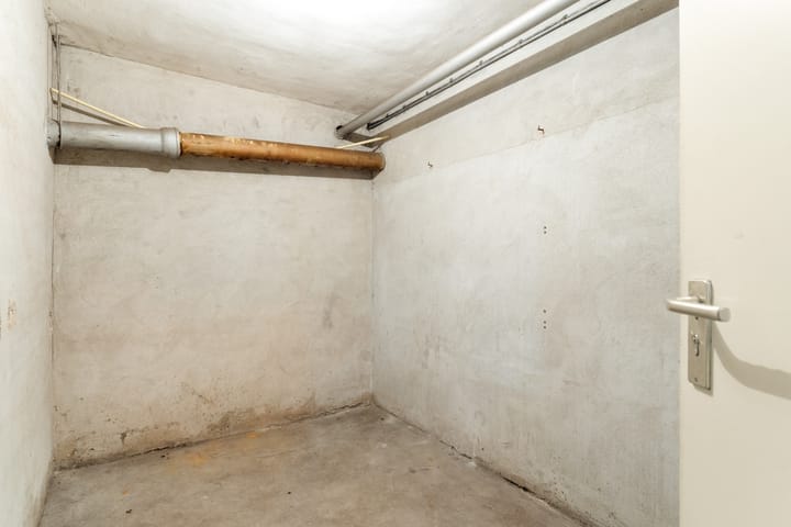 Foto 21 van Johannes van der Waalsstraat 4-H