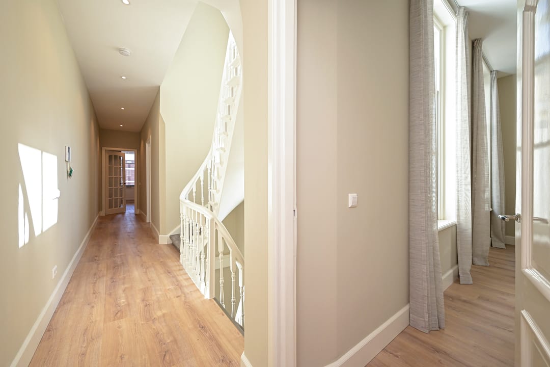 Photo 11 of Denneweg 68-A