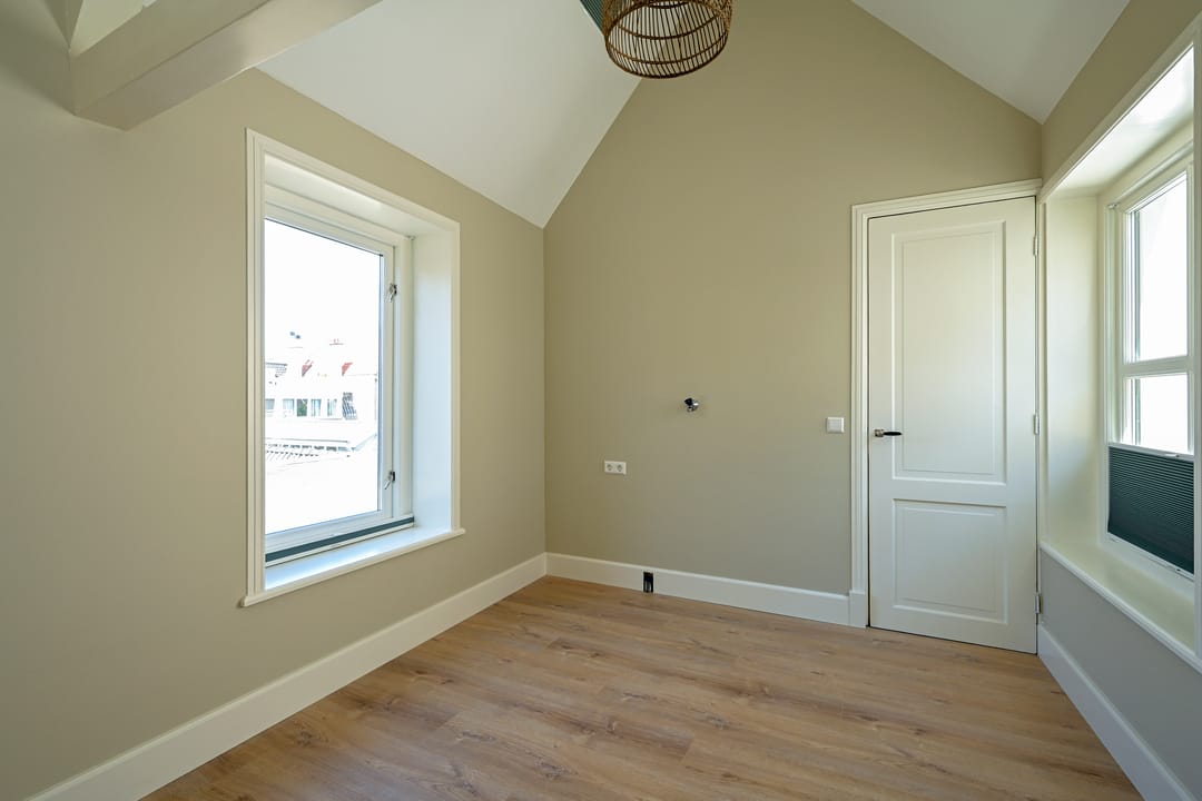 Photo 53 of Denneweg 68-A