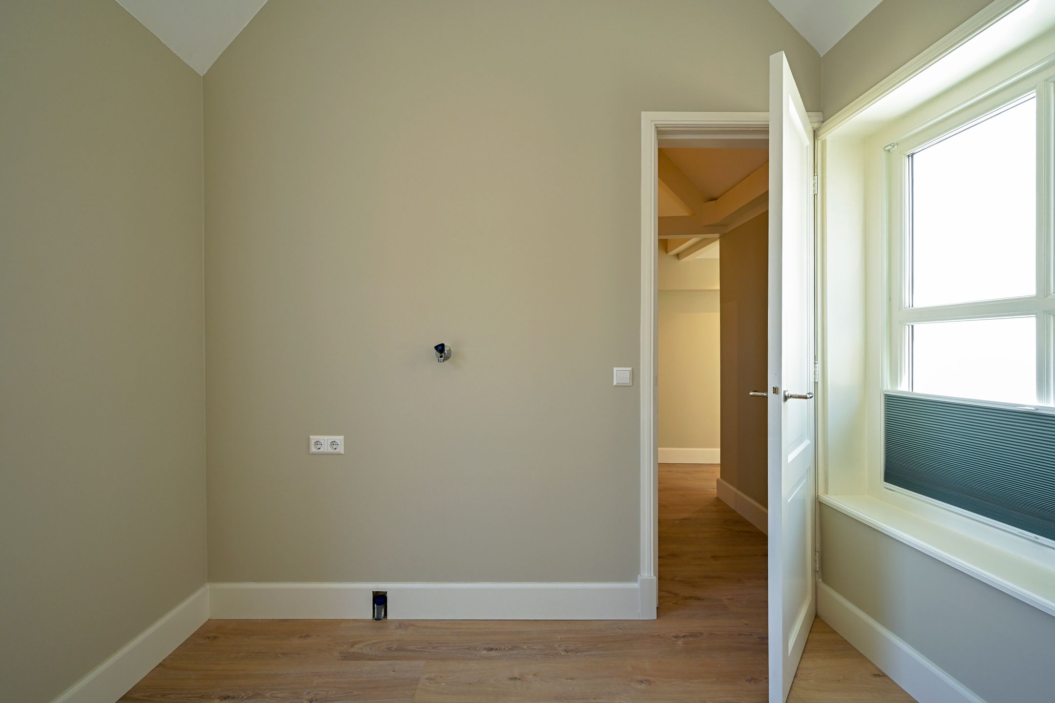 Photo 54 of Denneweg 68-A