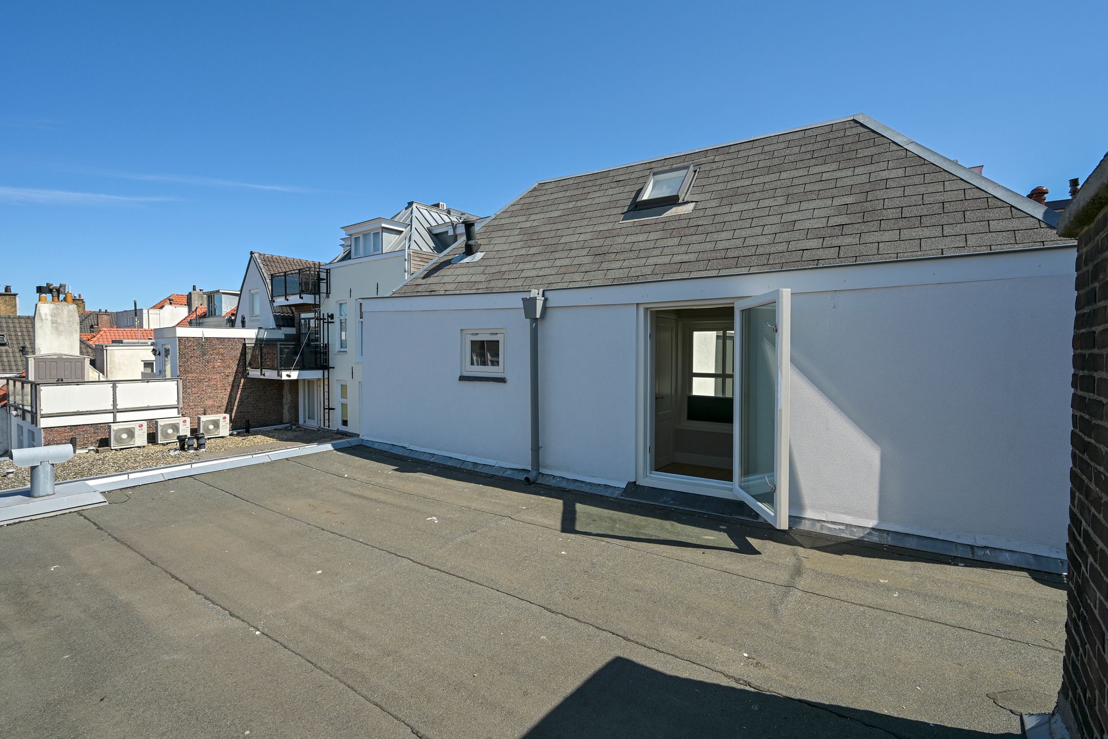 Photo 57 of Denneweg 68-A