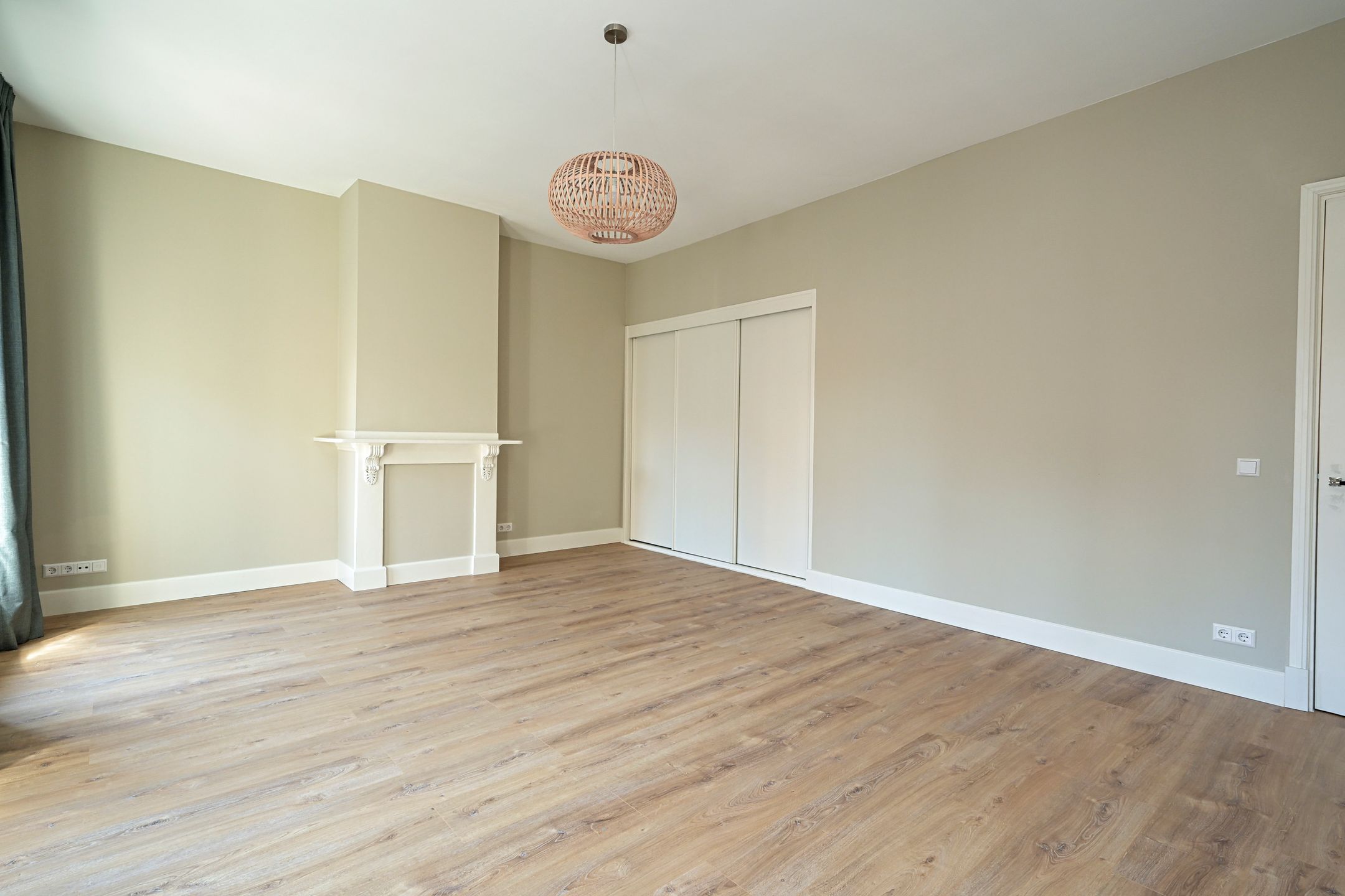 Photo 69 of Denneweg 68-A