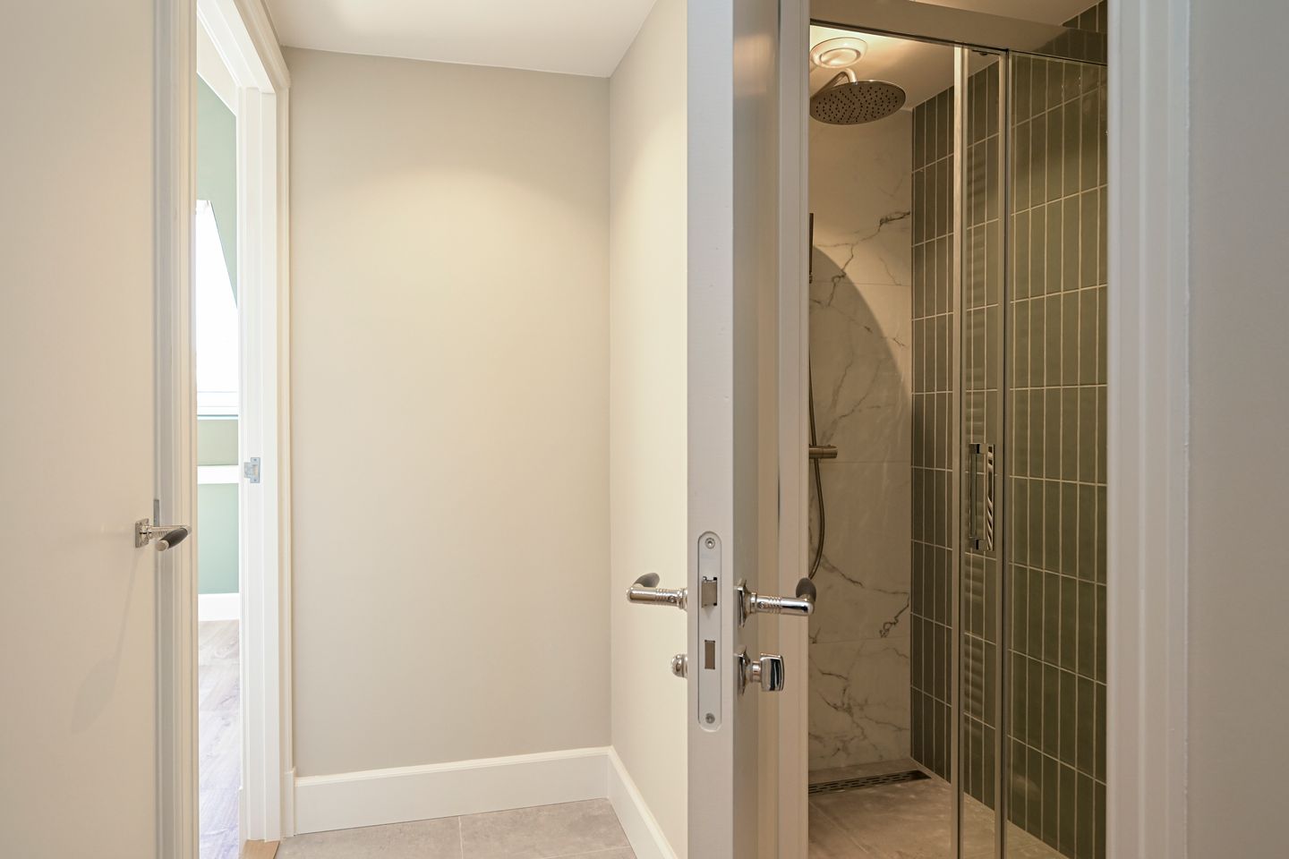 Photo 74 of Denneweg 68-A