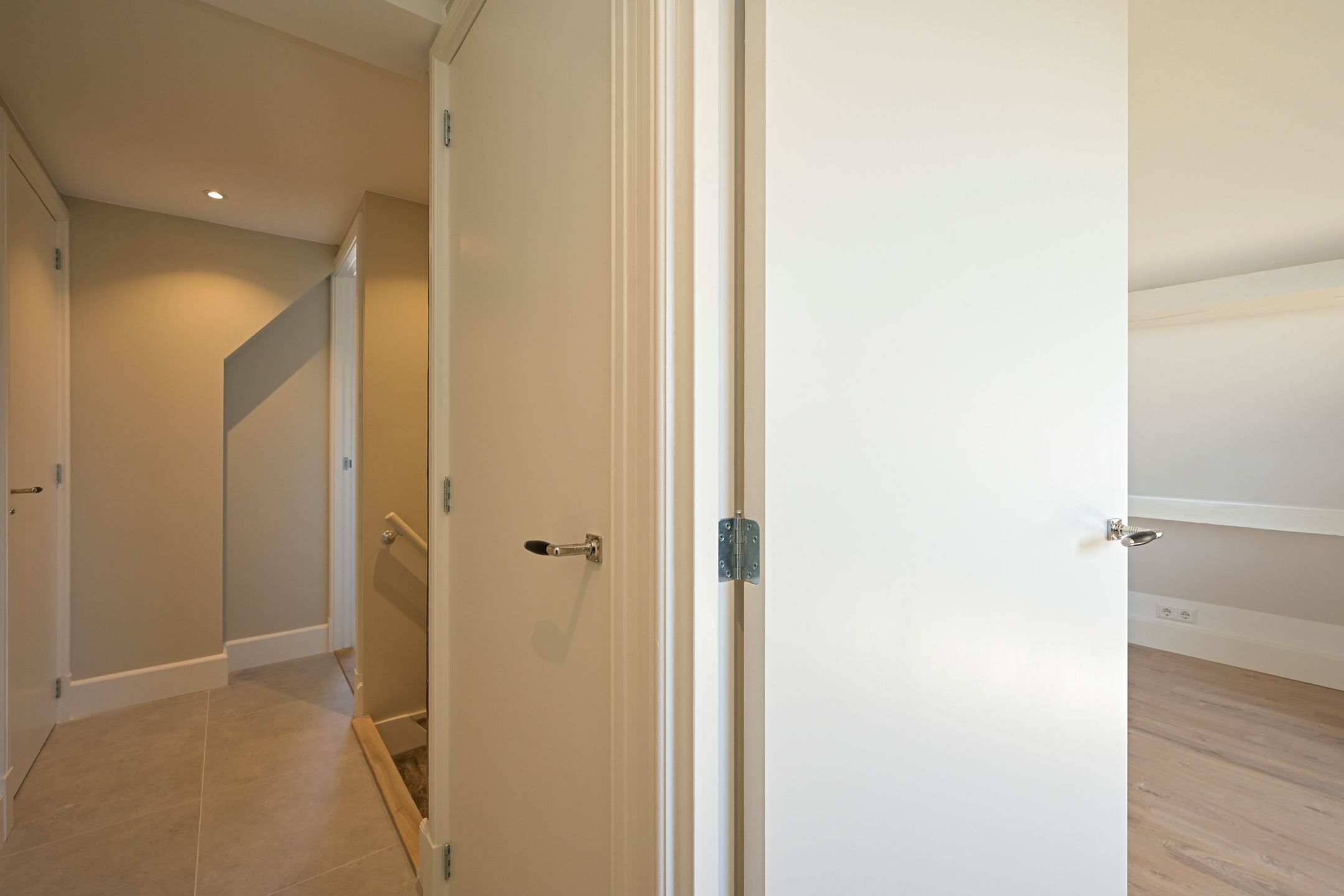 Photo 75 of Denneweg 68-A