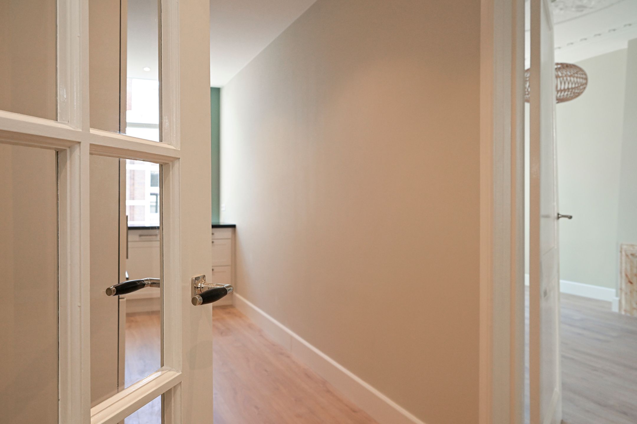 Photo 42 of Denneweg 68-A