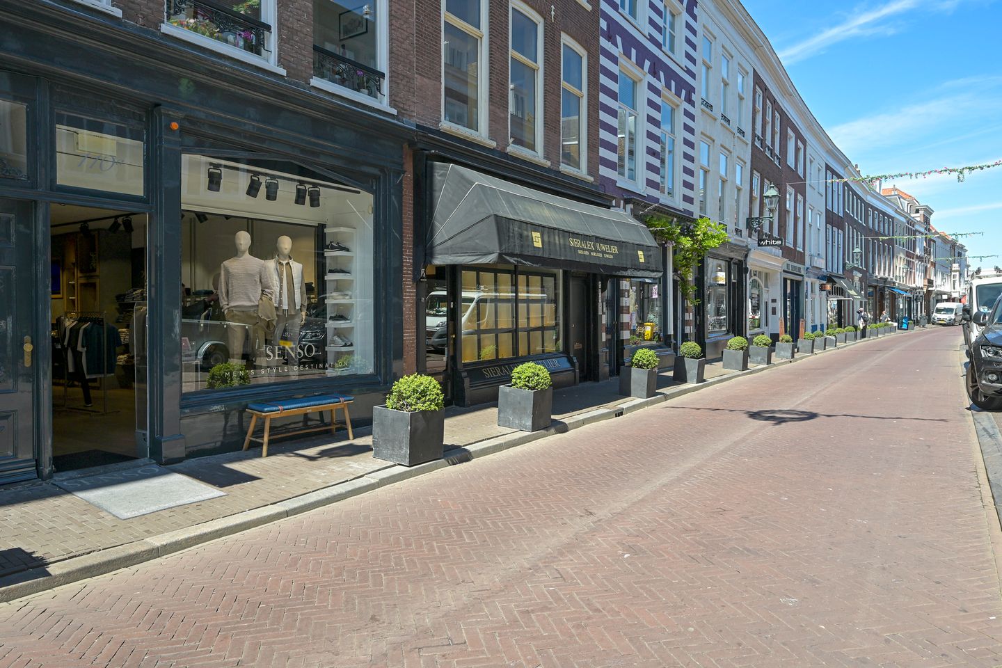 Photo 89 of Denneweg 68-A