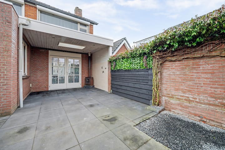 Foto 24 van Korenbloemstraat 8