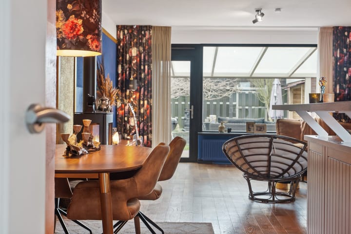 Foto 5 van Teteringenstraat 87