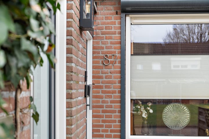 Photo 41 of Teteringenstraat 87