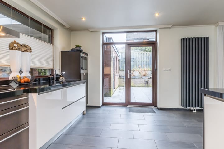 Photo 12 of Kanariestraat 4