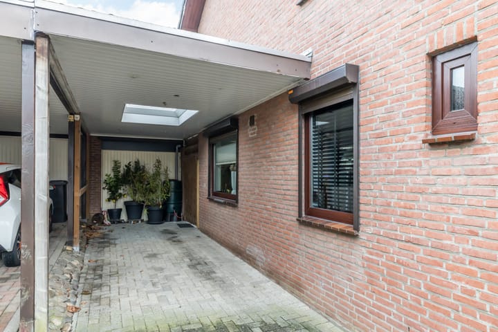 Photo 33 of Kanariestraat 4