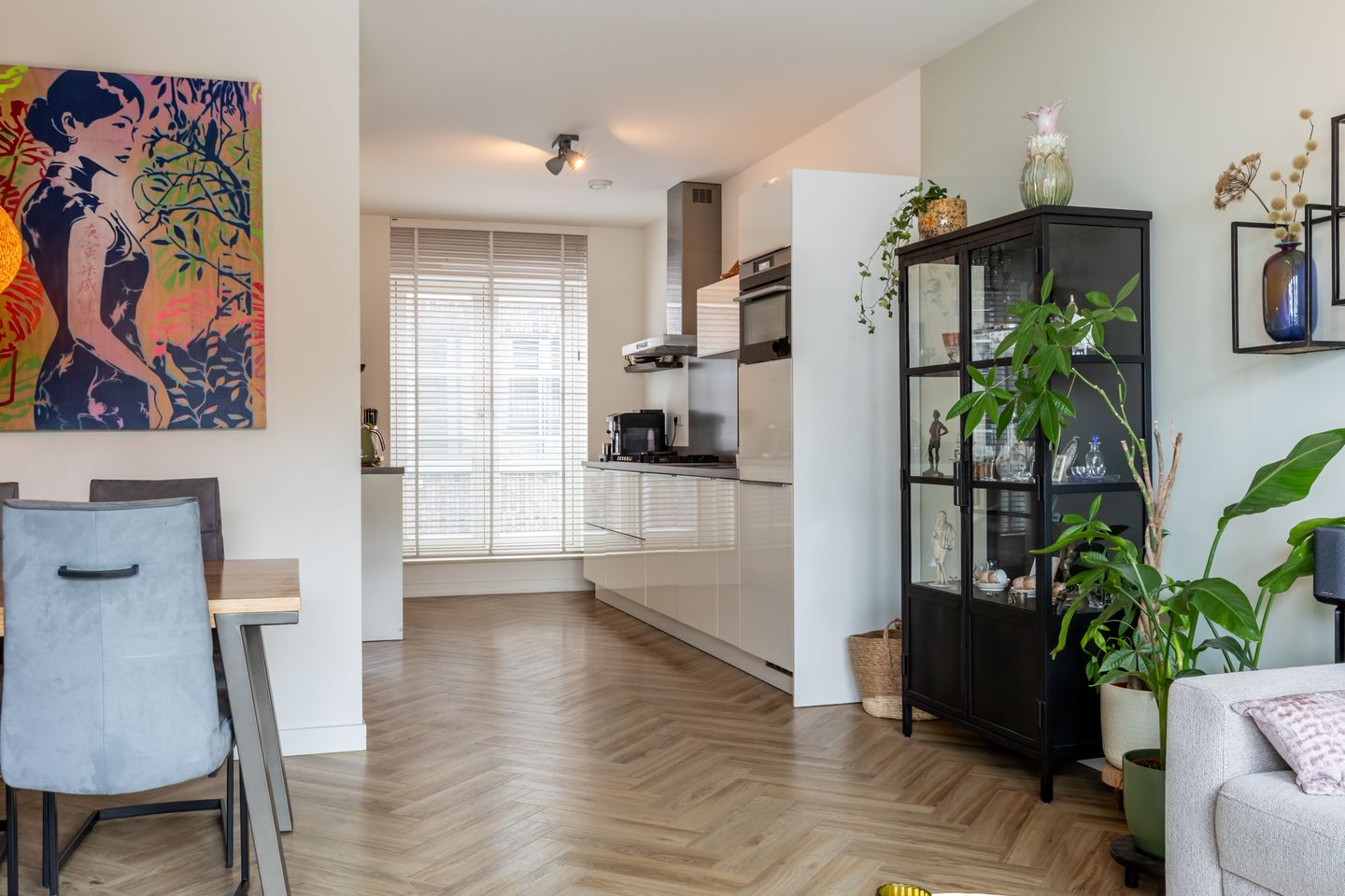 Foto 10 van Molenstraat 4