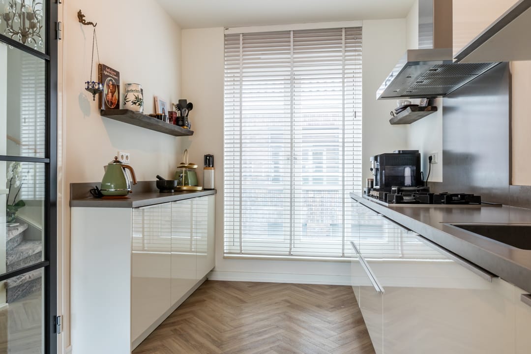 Foto 13 van Molenstraat 4