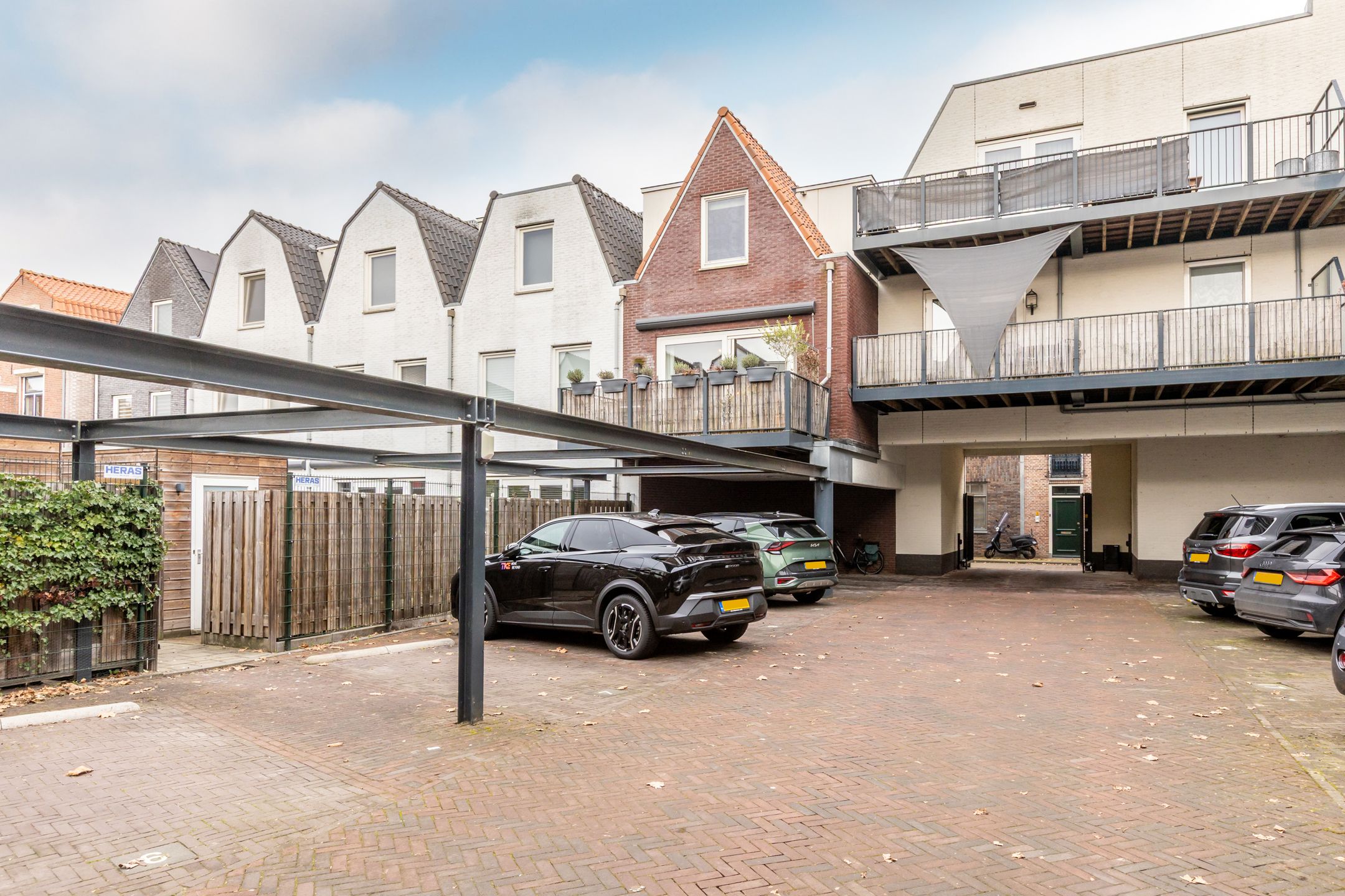 Foto 36 van Molenstraat 4