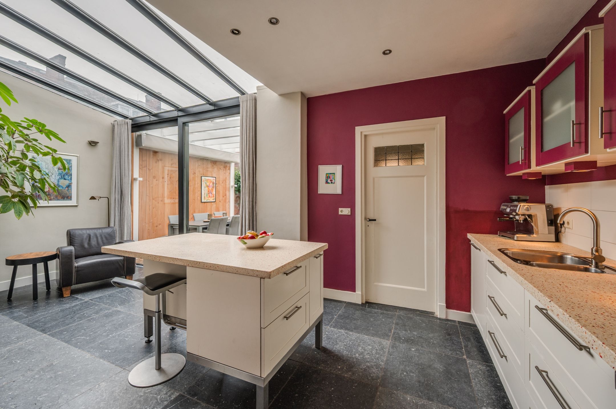 Foto 18 van Julianastraat 12