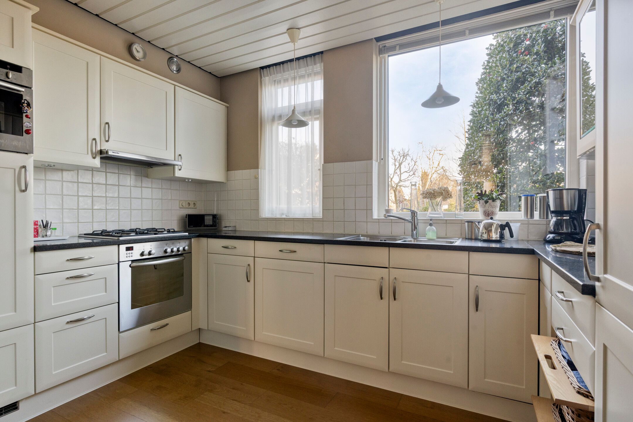 Photo 9 of Clauslaan 10