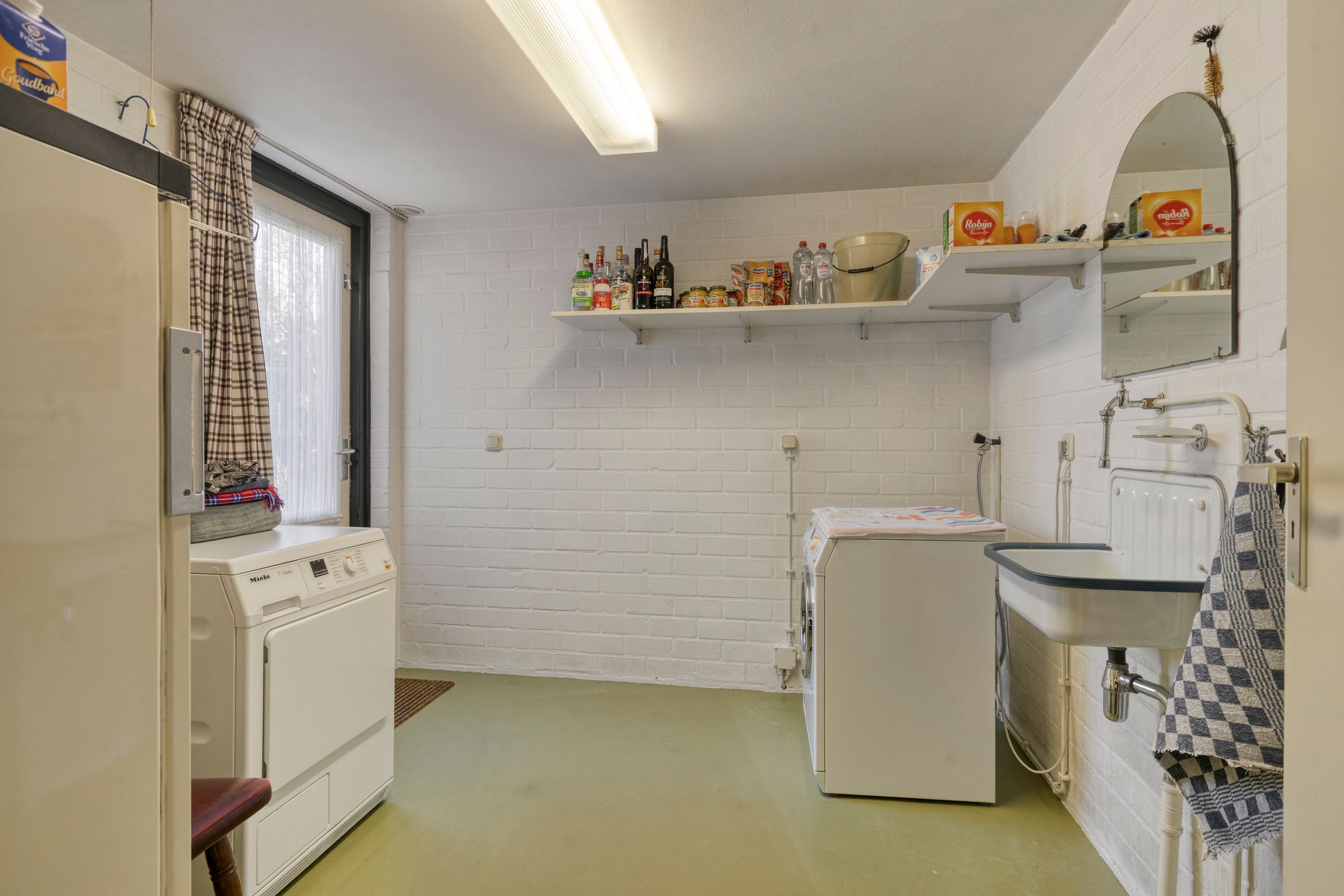 Photo 12 of Clauslaan 10