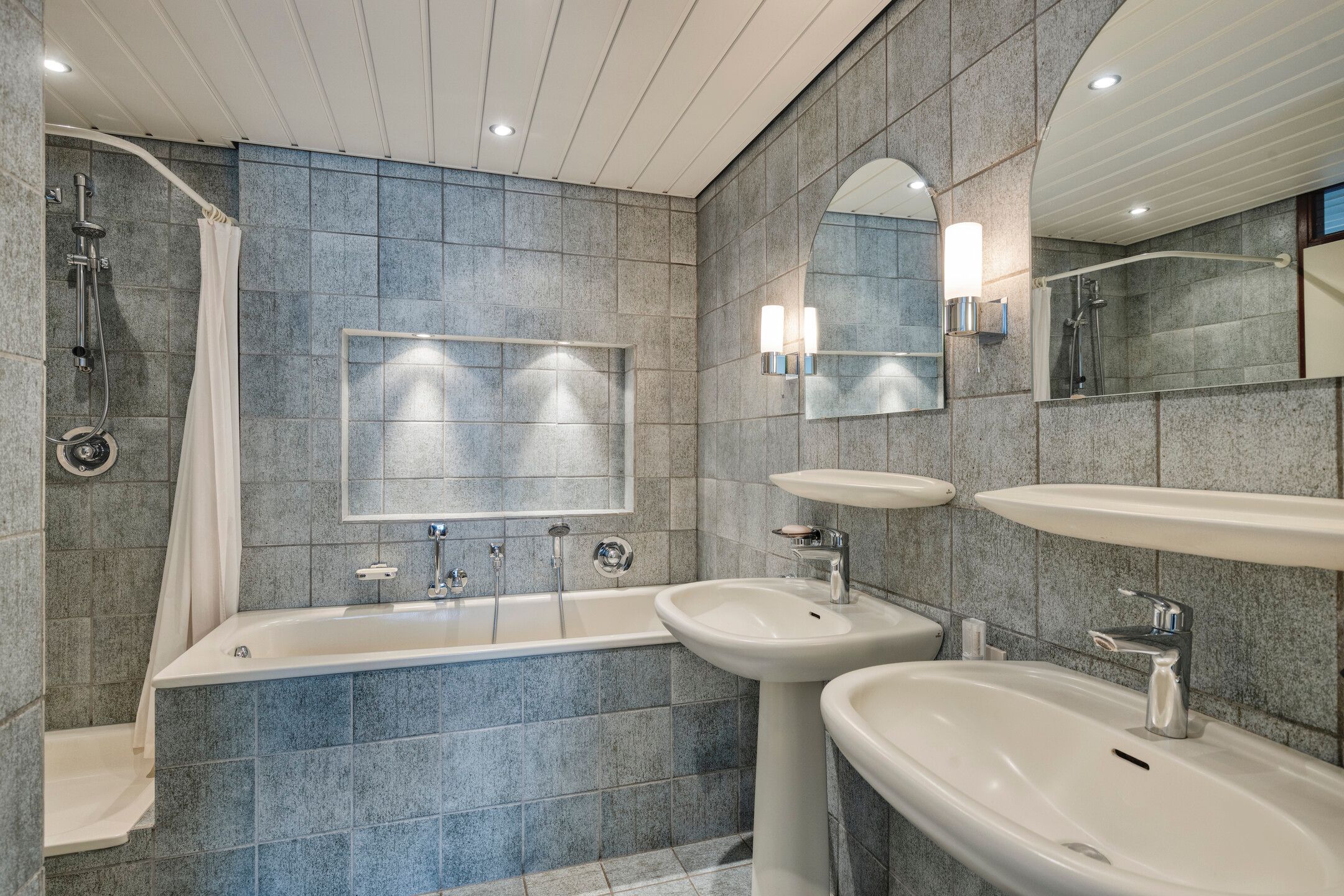 Photo 21 of Clauslaan 10