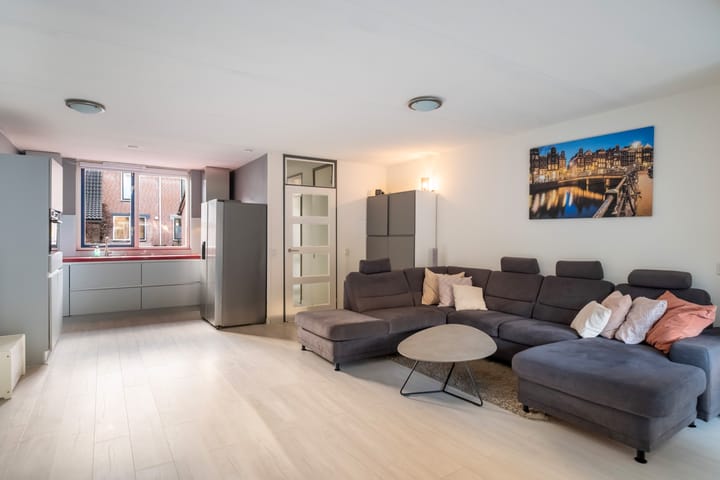 Photo 5 of Teenschillerlaan 32