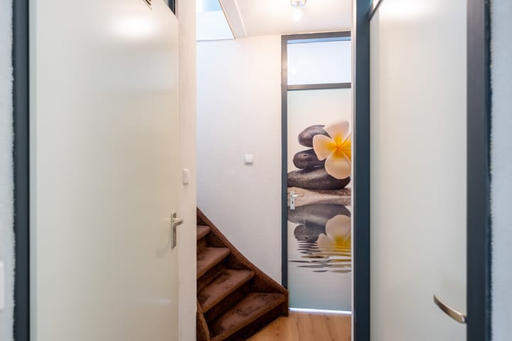 Photo 17 of Teenschillerlaan 32