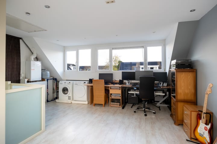 Photo 27 of Teenschillerlaan 32