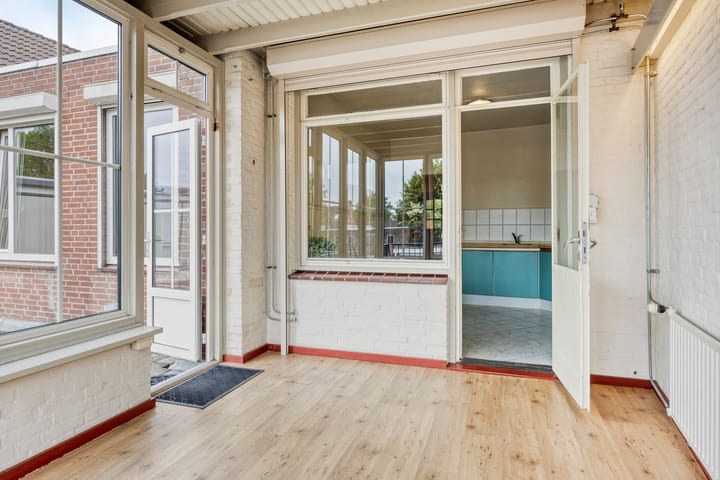 Photo 4 of Nieuwstraat 63