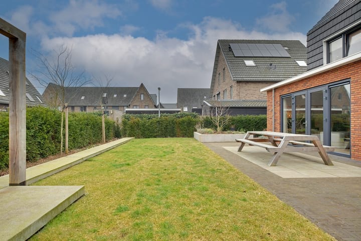 Photo 42 of Knippenmorgenstraat 15