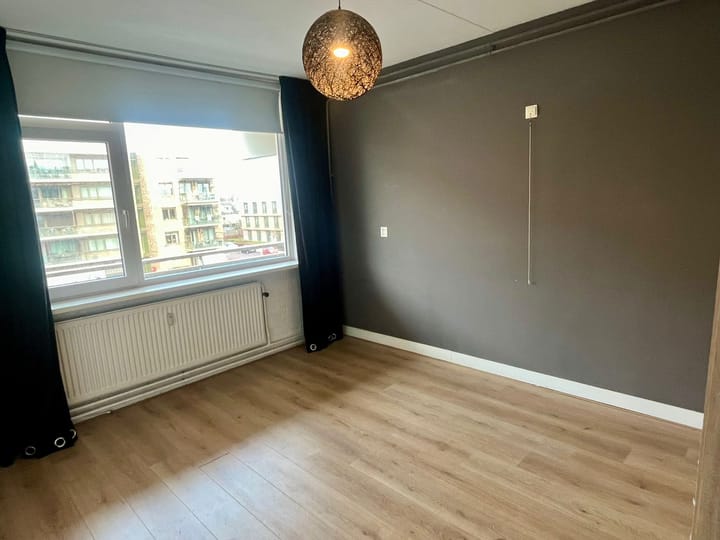 Photo 5 of Kornoeljelaan 44