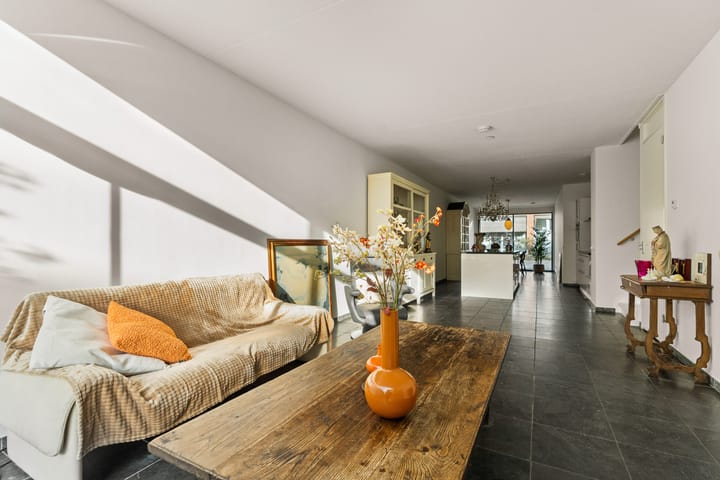 Photo 13 of de Ruyterstraat 74