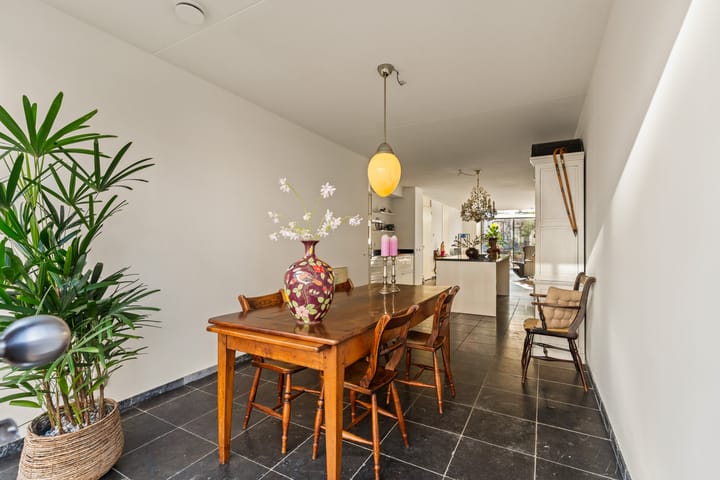 Photo 18 of de Ruyterstraat 74