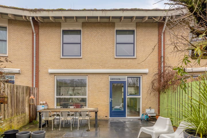 Photo 37 of Ommenstraat 45