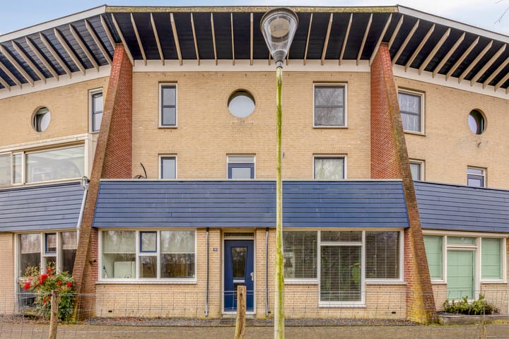 Photo 5 of Ommenstraat 45