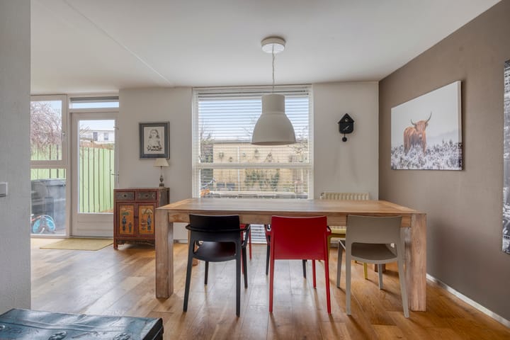 Photo 13 of Ommenstraat 45