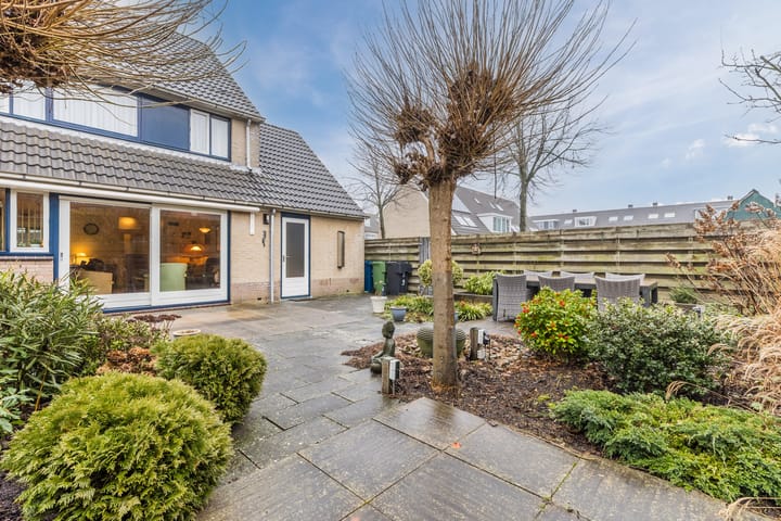 Photo 2 of G.A.Holzmüller-Teengsstraat 9