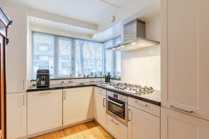 Photo 7 of G.A.Holzmüller-Teengsstraat 9