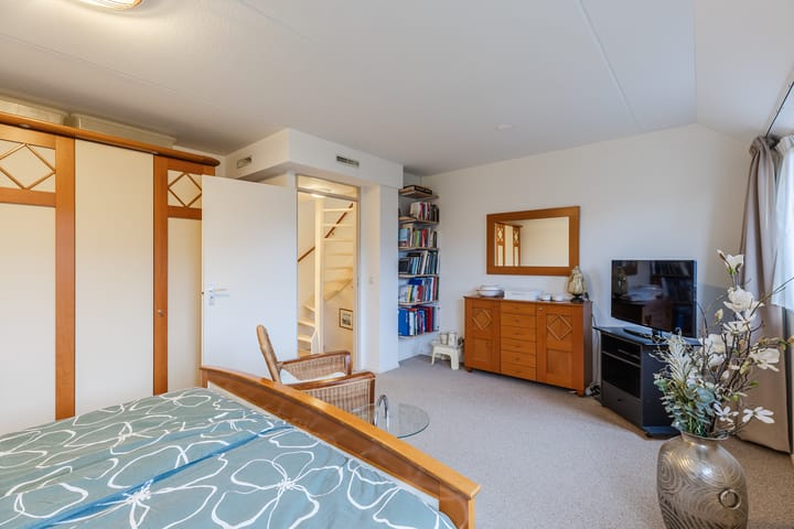 Photo 13 of G.A.Holzmüller-Teengsstraat 9