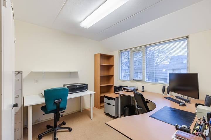 Photo 14 of G.A.Holzmüller-Teengsstraat 9