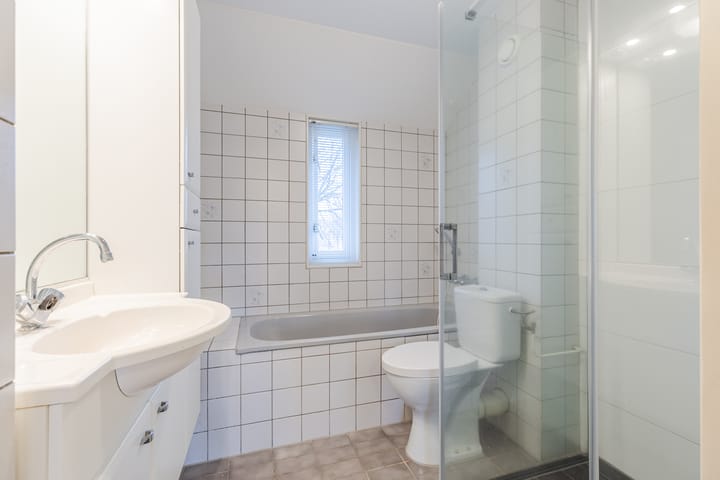 Photo 15 of G.A.Holzmüller-Teengsstraat 9