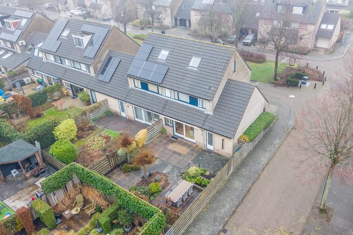 Photo 29 of G.A.Holzmüller-Teengsstraat 9