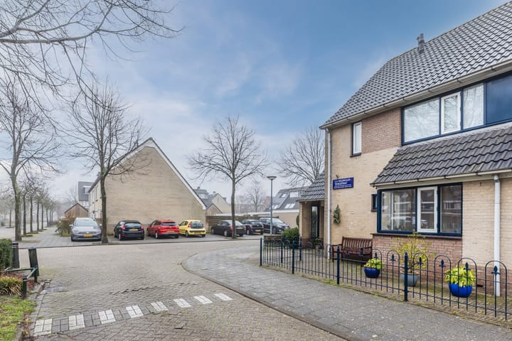 Photo 30 of G.A.Holzmüller-Teengsstraat 9